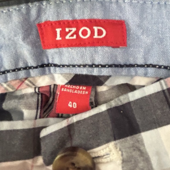 Izod Men's 40 Cotton Plaid Red White Blue Shorts Flat Front - Picture 3 of 7